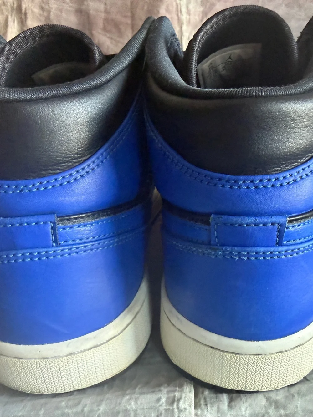 Nike Air Jordan 1 Mid Hyper Royal size 10